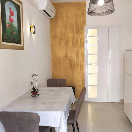 شقة Stella Maris, In The Center سبليت