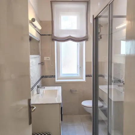 Stella Maris, In The Center شقة